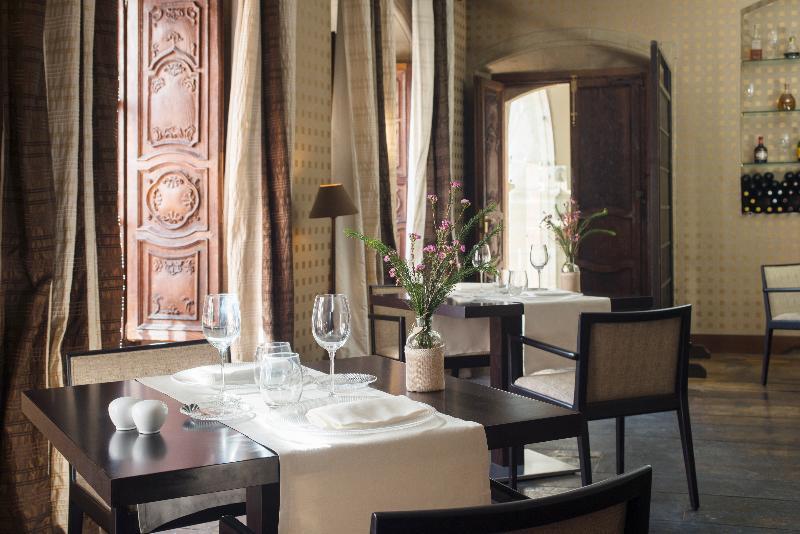 Palacio De Aviles Affiliated By Melia מראה חיצוני תמונה Restaurant "La Perruche"