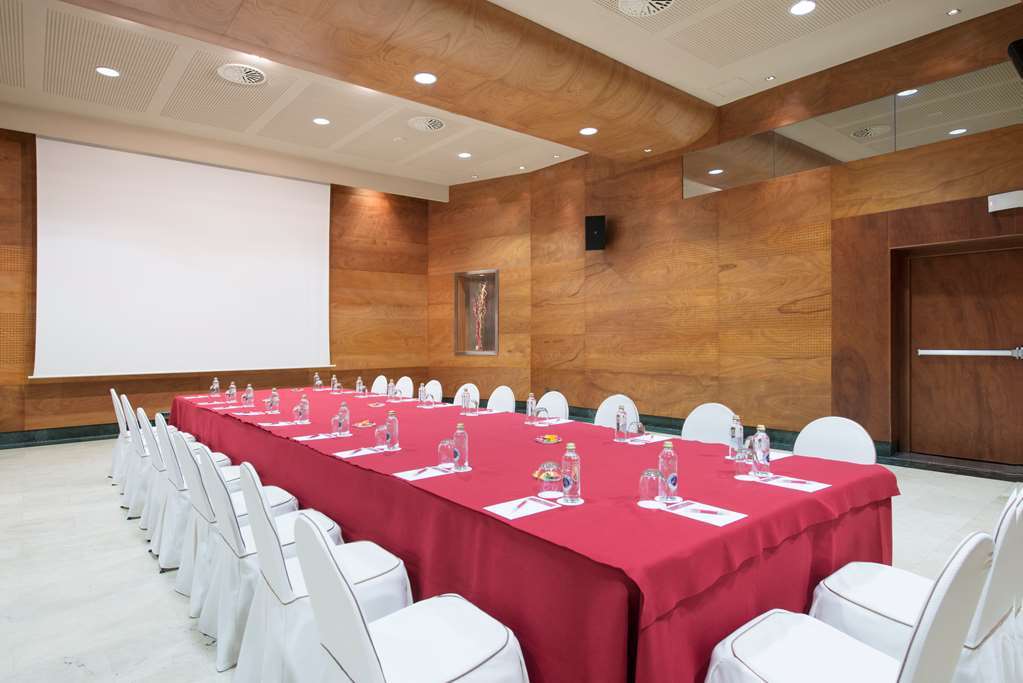 Palacio De Aviles Affiliated By Melia מראה חיצוני תמונה Meeting room