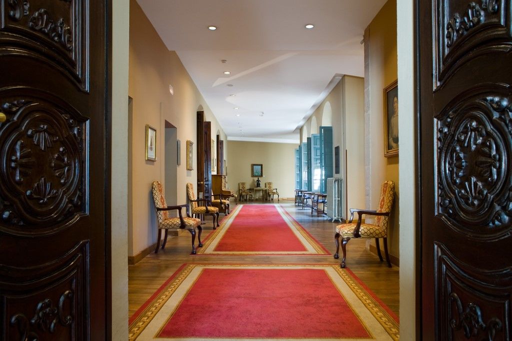 Palacio De Aviles Affiliated By Melia מראה חיצוני תמונה Interior of the residence